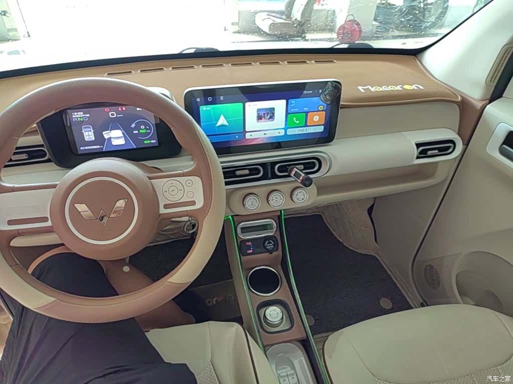 Wuling MINIEV, 2025 10