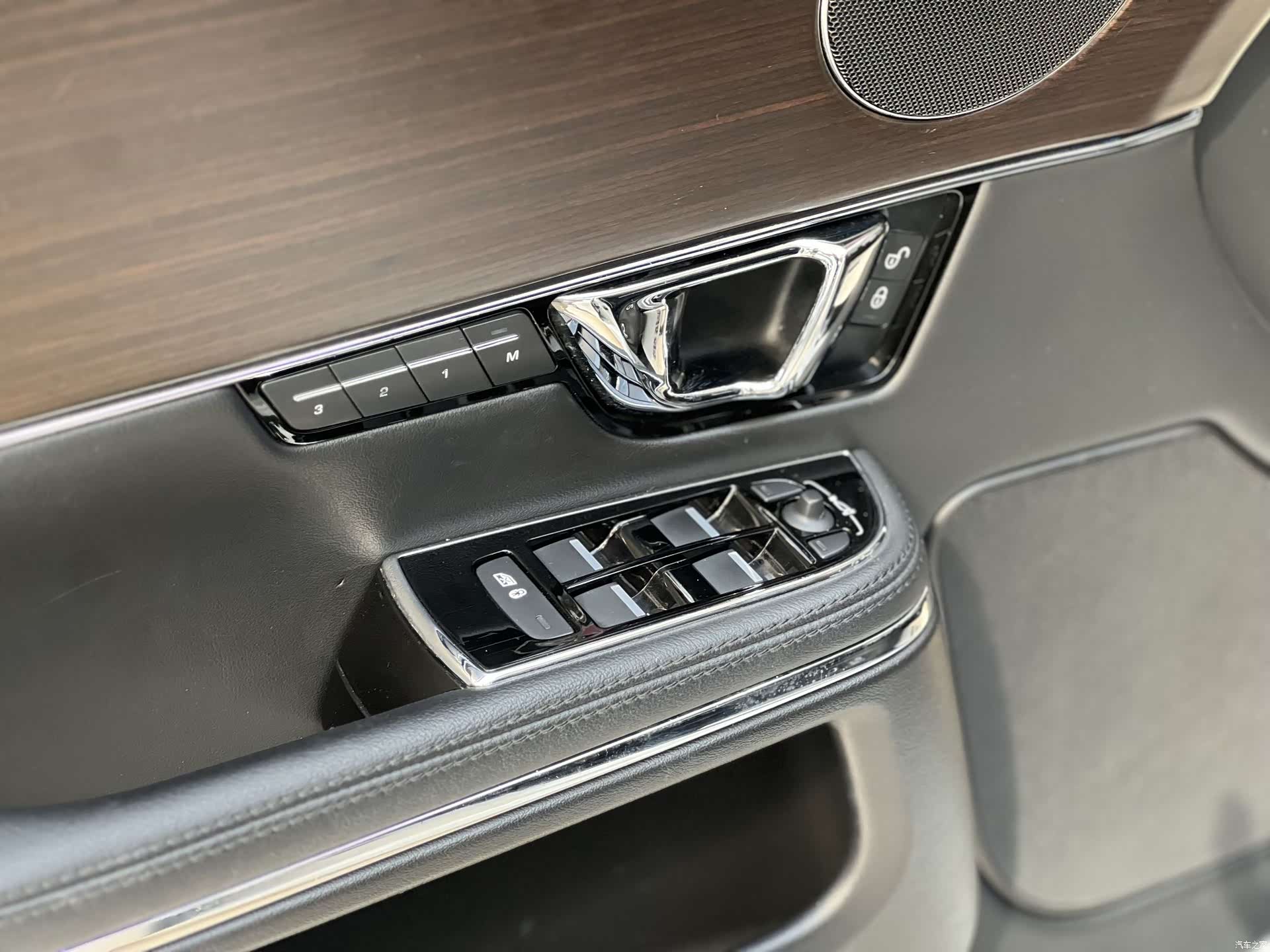 Jaguar XJ, 2016 18