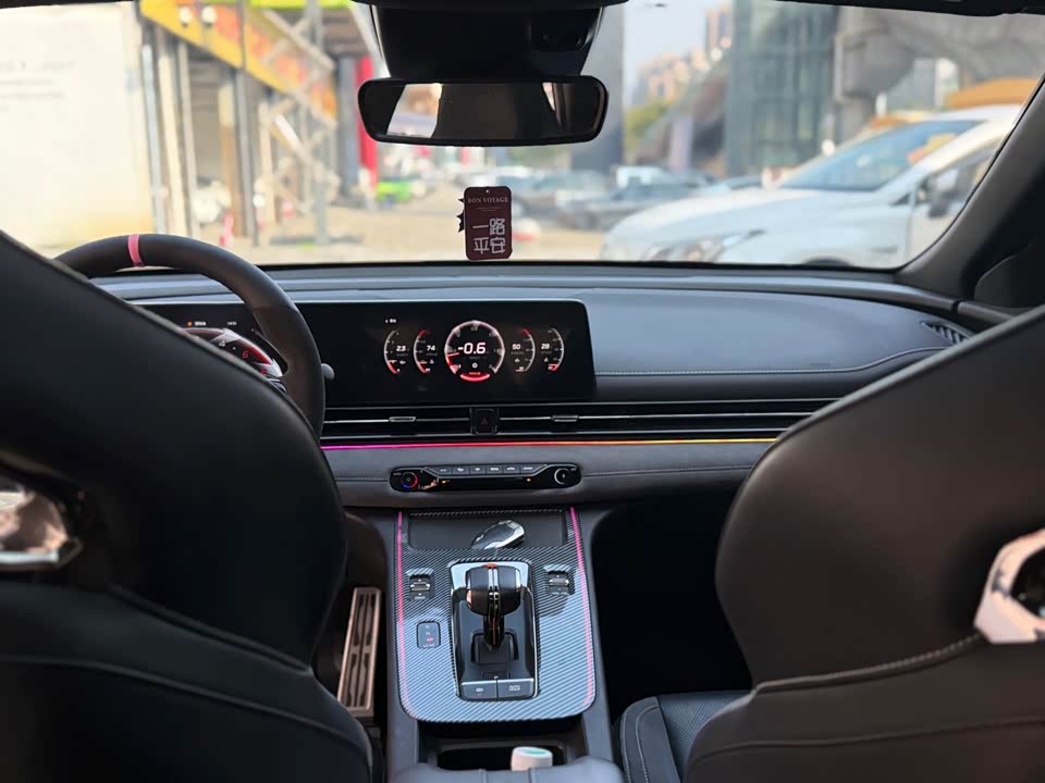 Trumpchi Shadow Leopard