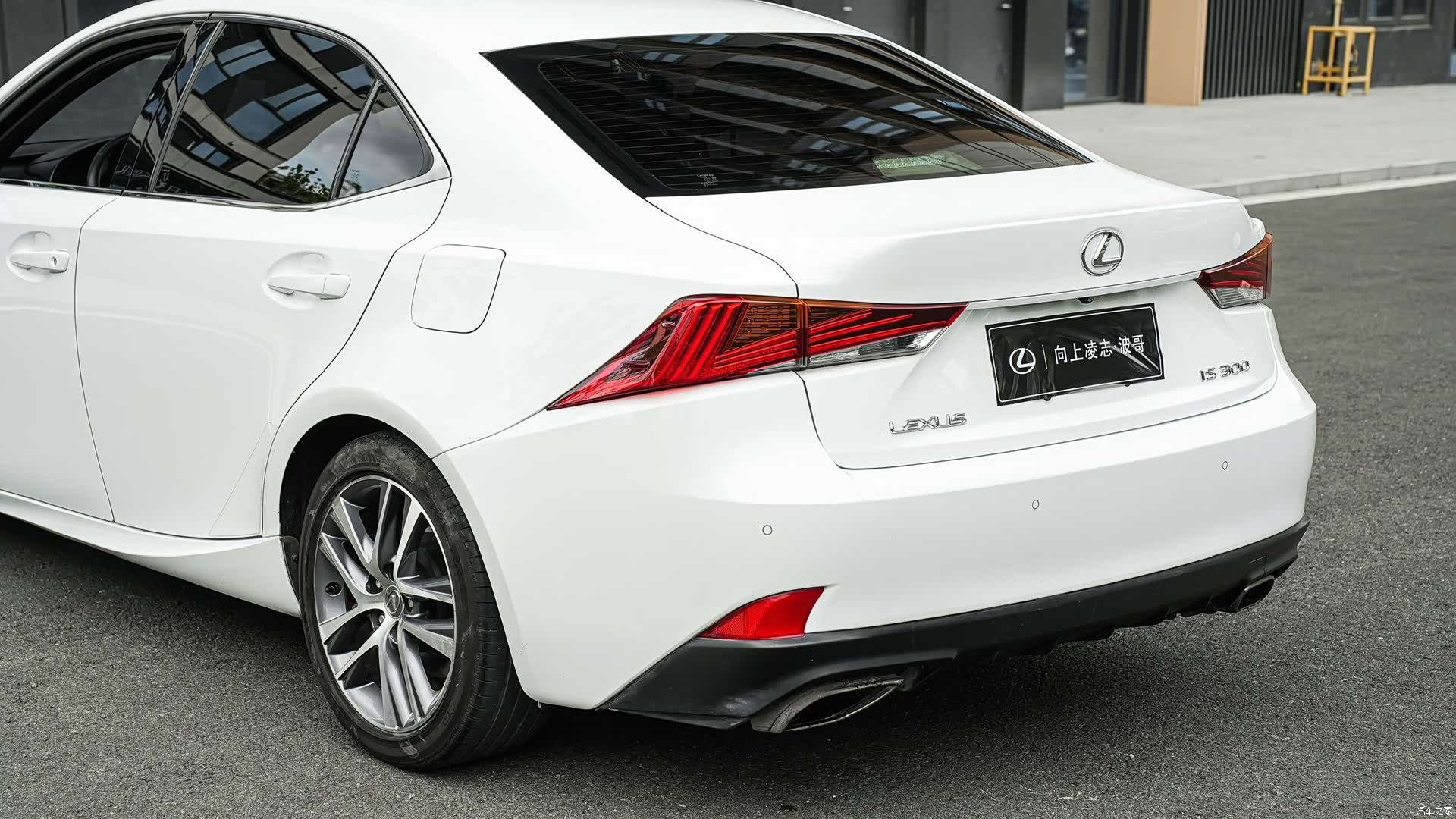 Lexus IS, 2018 10