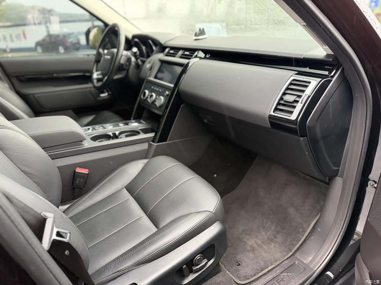 Land Rover Discovery, 2019 10