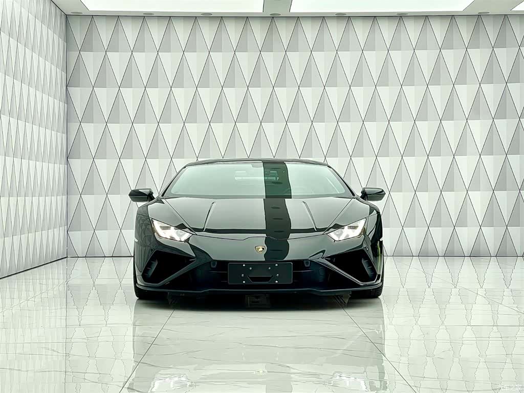 Lamborghini Huracán, 2021 2