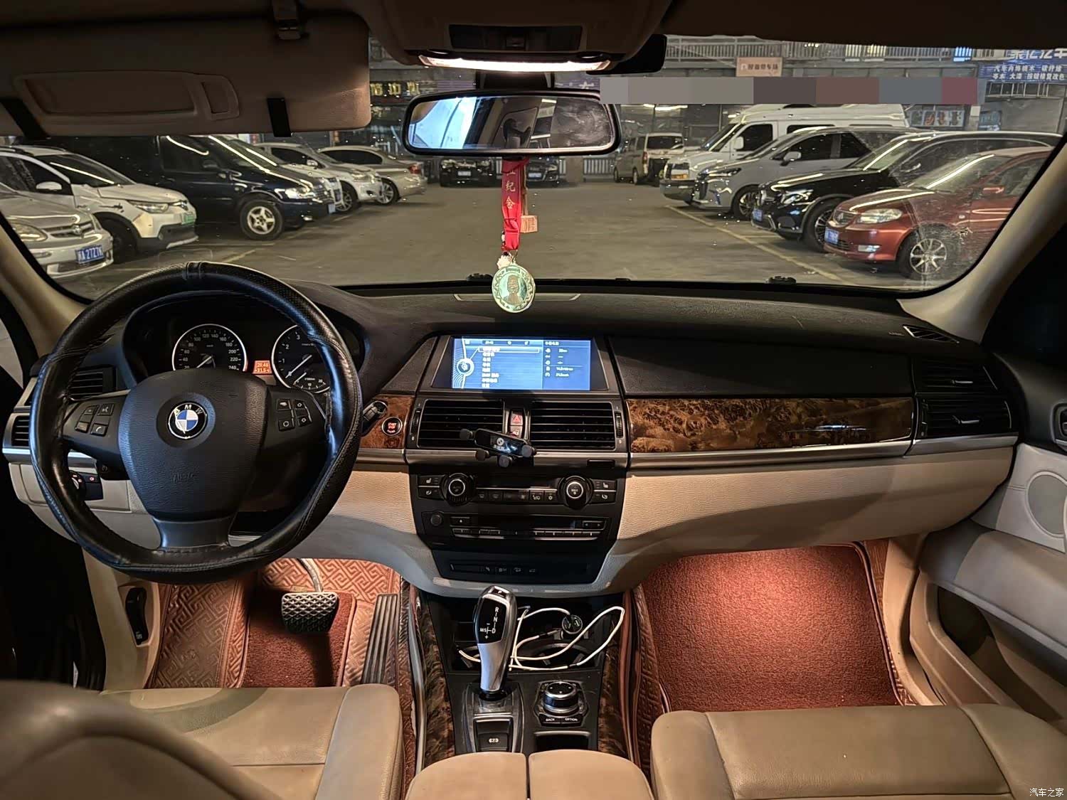 BMW X5, 2012 9
