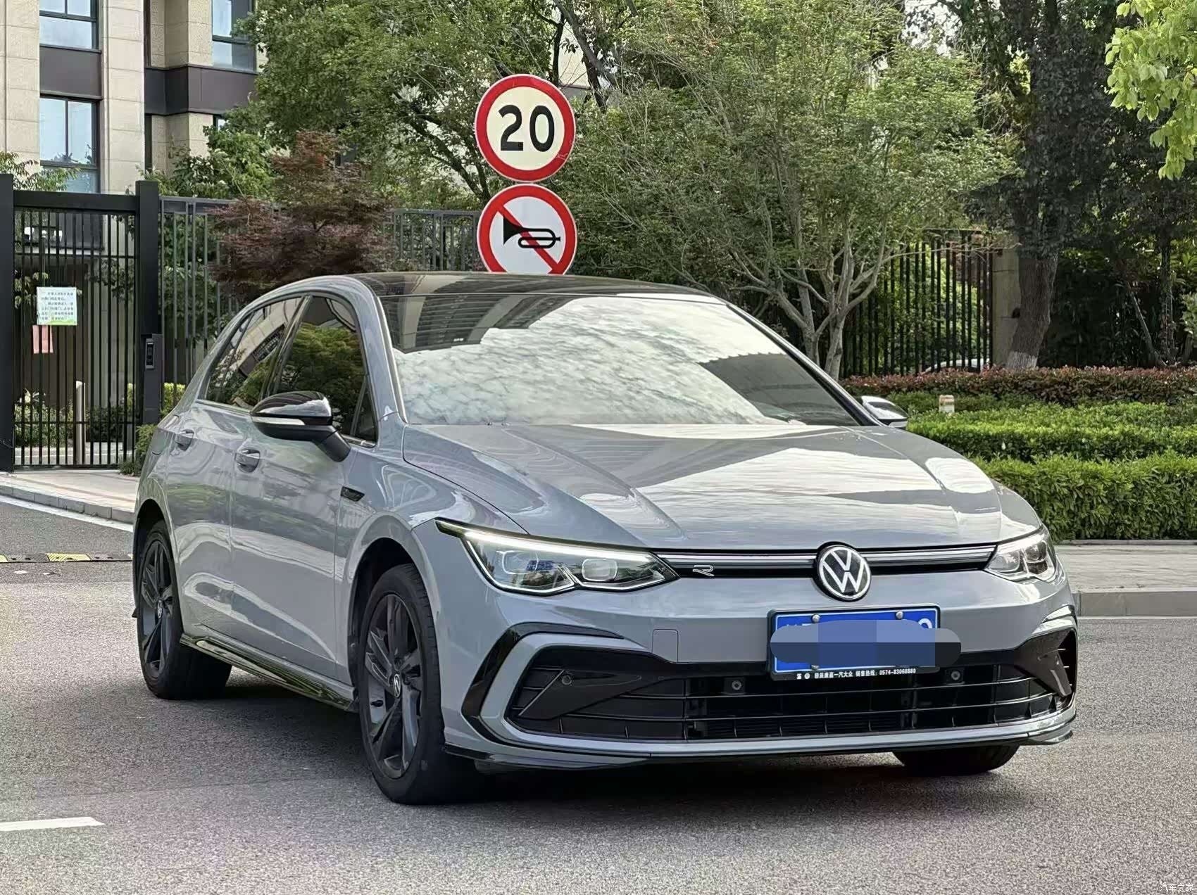 Volkswagen Golf, 2021 3
