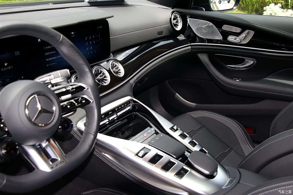 MG AMG, 2025 12