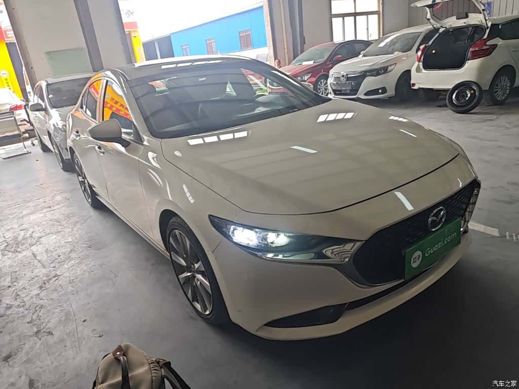 Mazda Mazda3, 2021 4