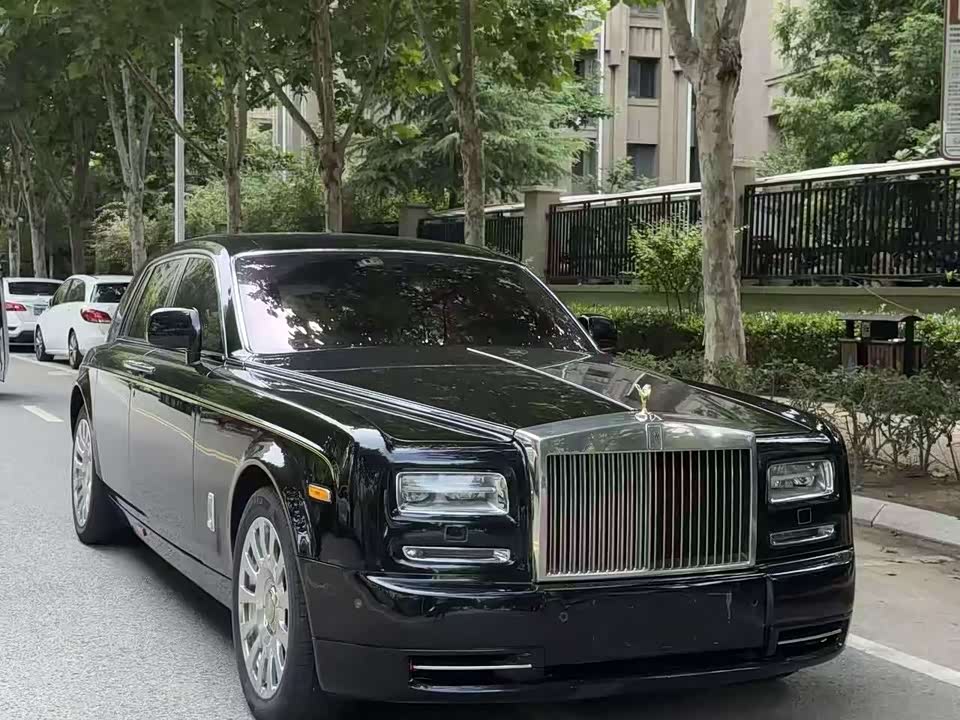 Rolls-Royce Phantom