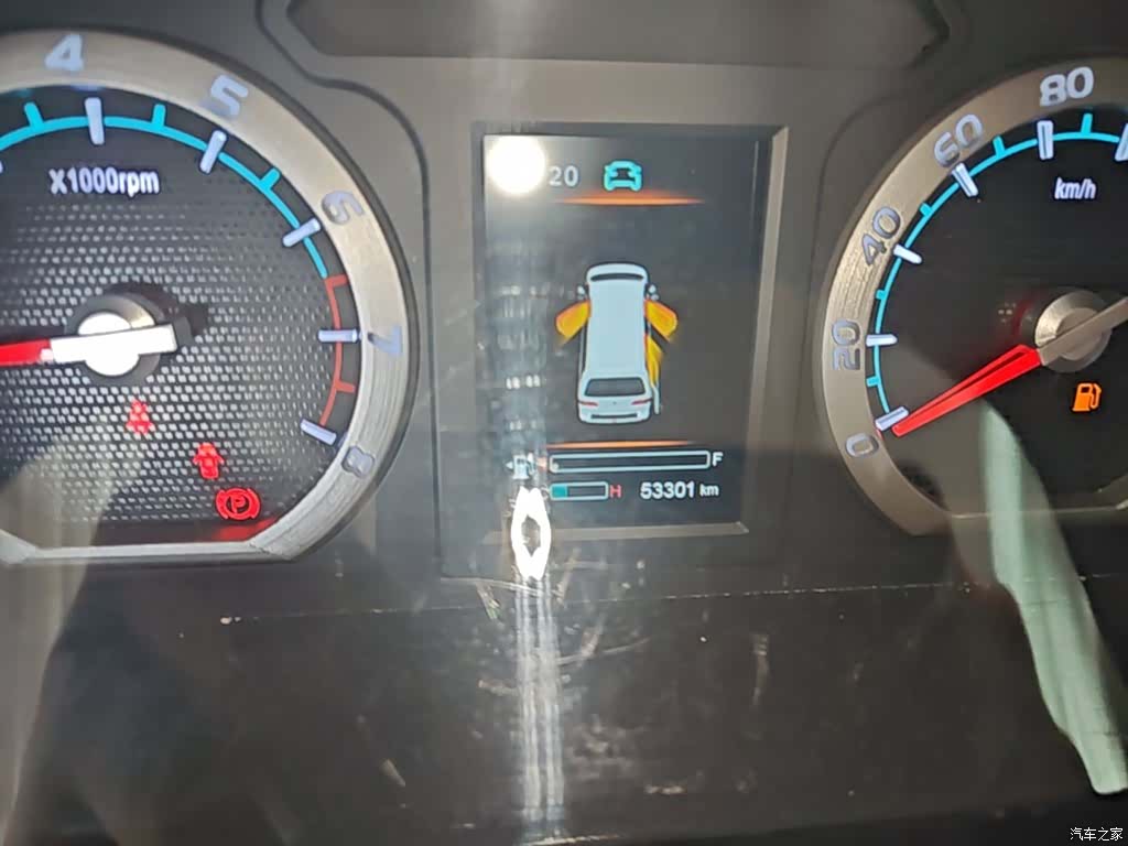 DongFeng M5, 2020 12