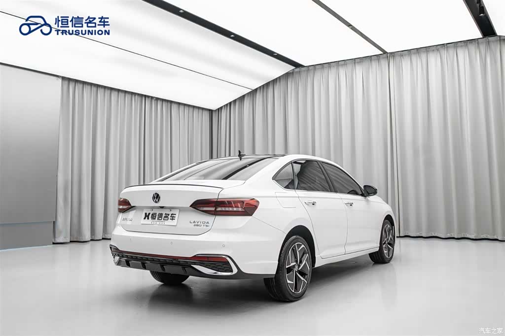 Volkswagen Lavida, 2022 все фото