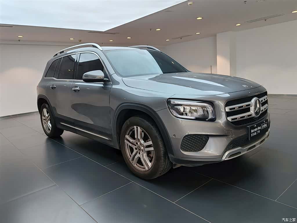 Mercedes-Benz GLB, 2023 2