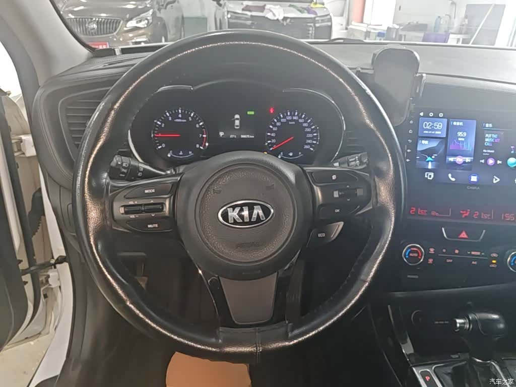 Kia K5, 2014 11