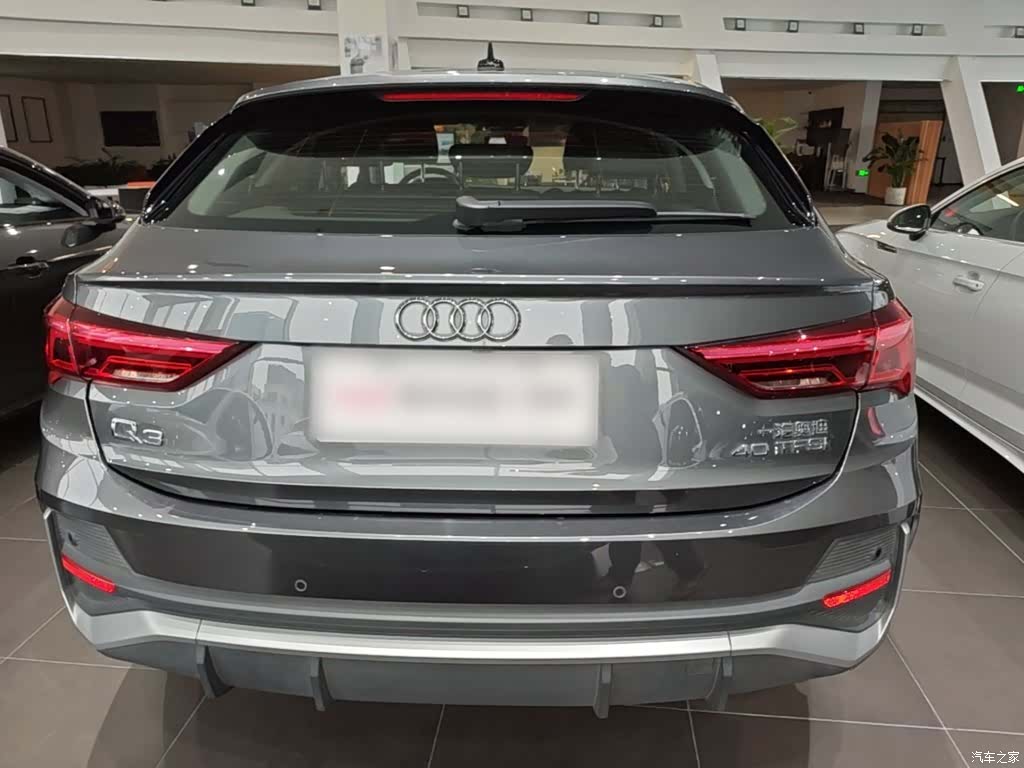 Audi Q3, 2021 6