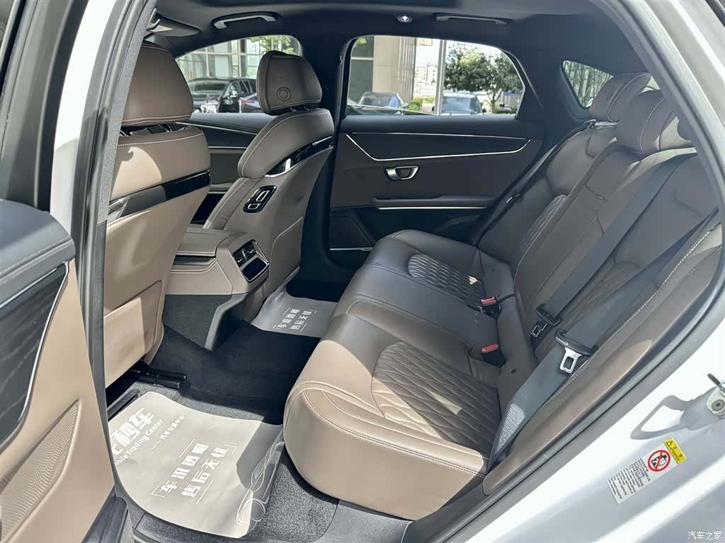 BYD Han, 2022 12