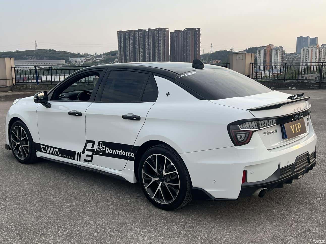 Lynk & Co 01, 2019 13