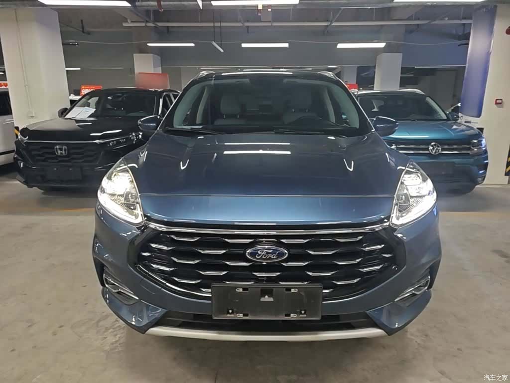 Ford Escape, 2023 3