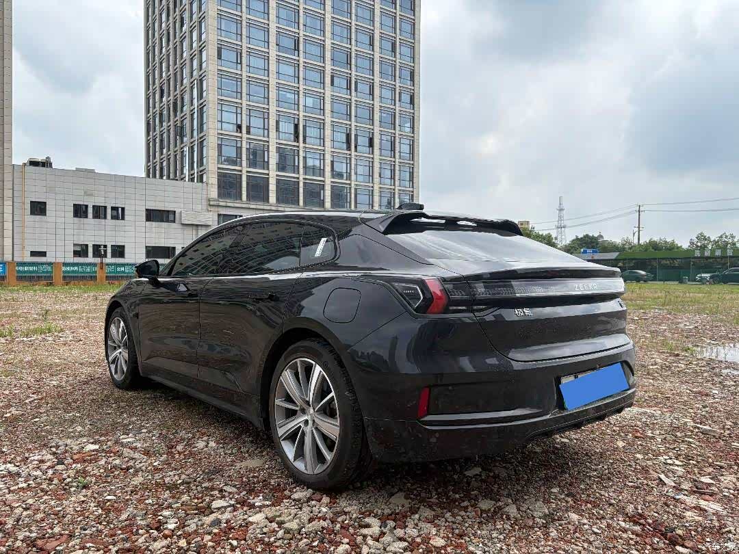 Zeekr 001, 2022 7