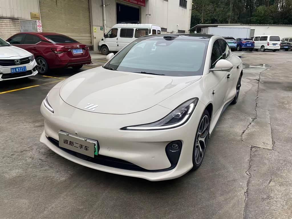 IM Motors L6