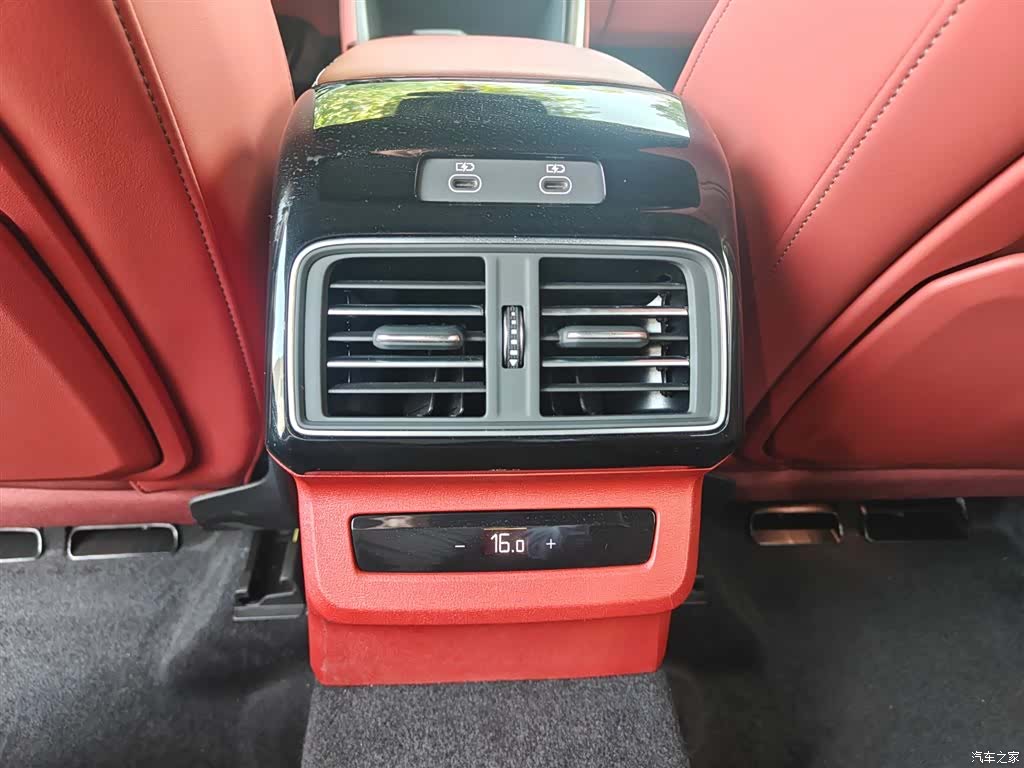 Audi Q5L, 2026 14