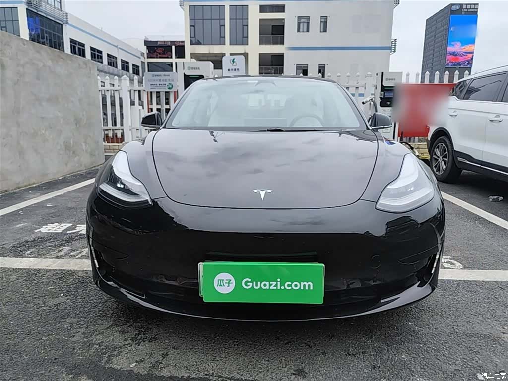 Tesla Model 3, 2020 3