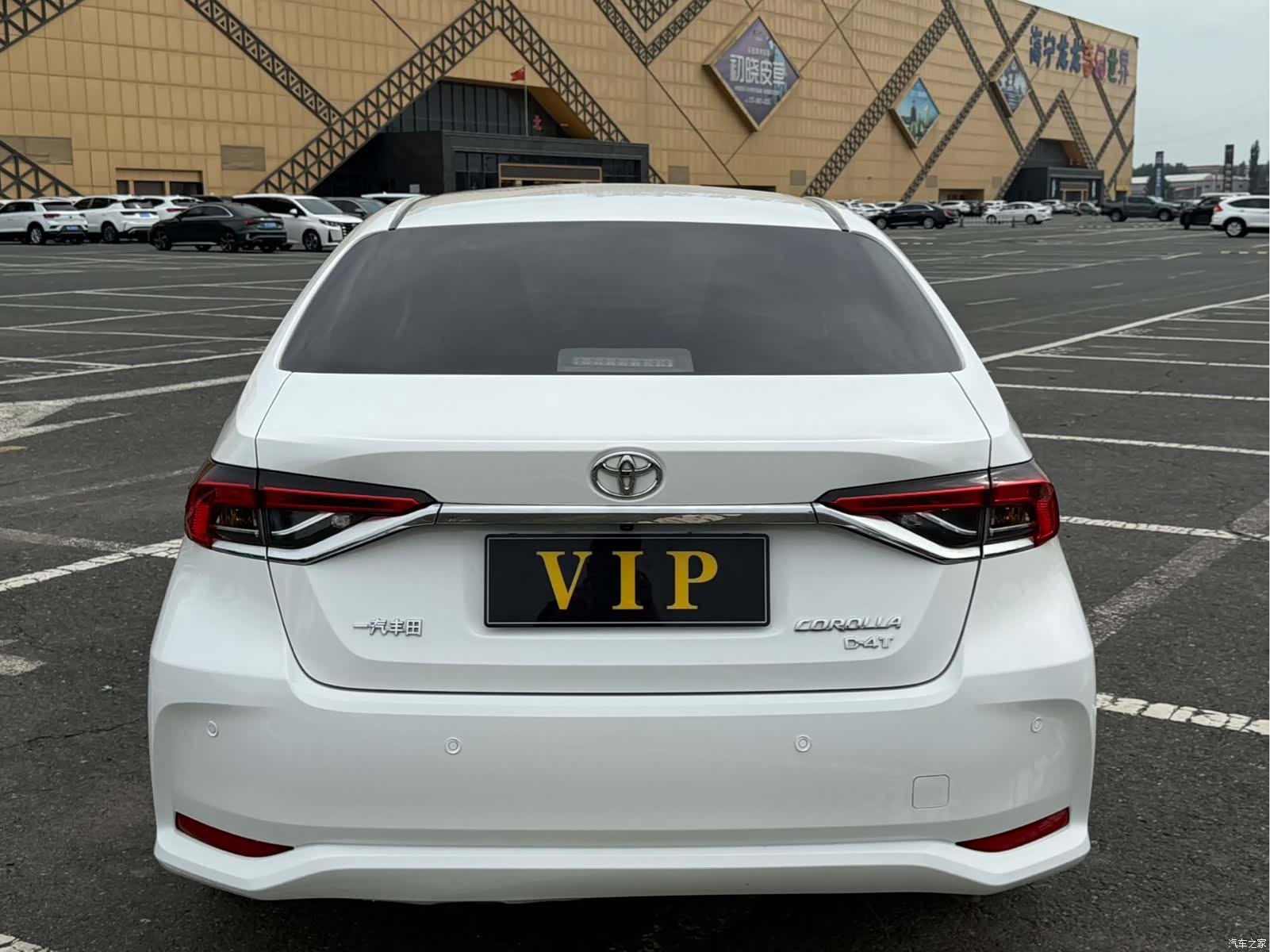 Toyota Corolla, 2023 все фото