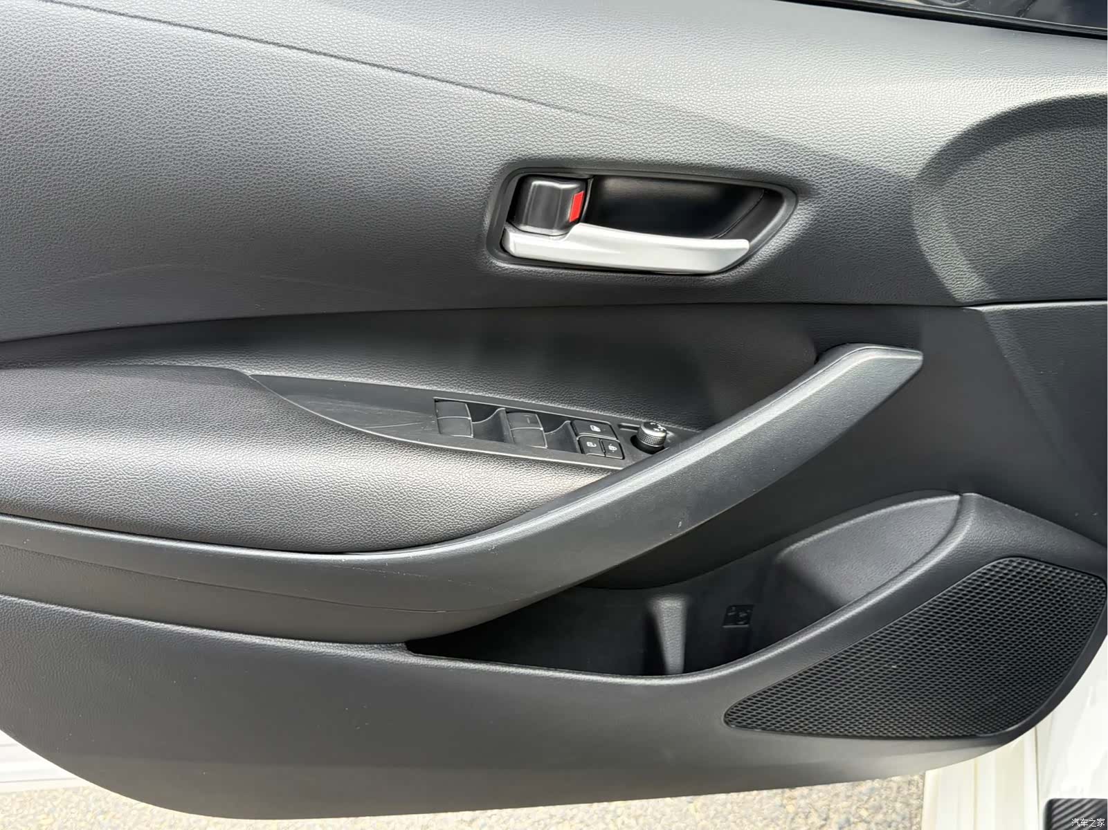 Toyota Corolla, 2023 10