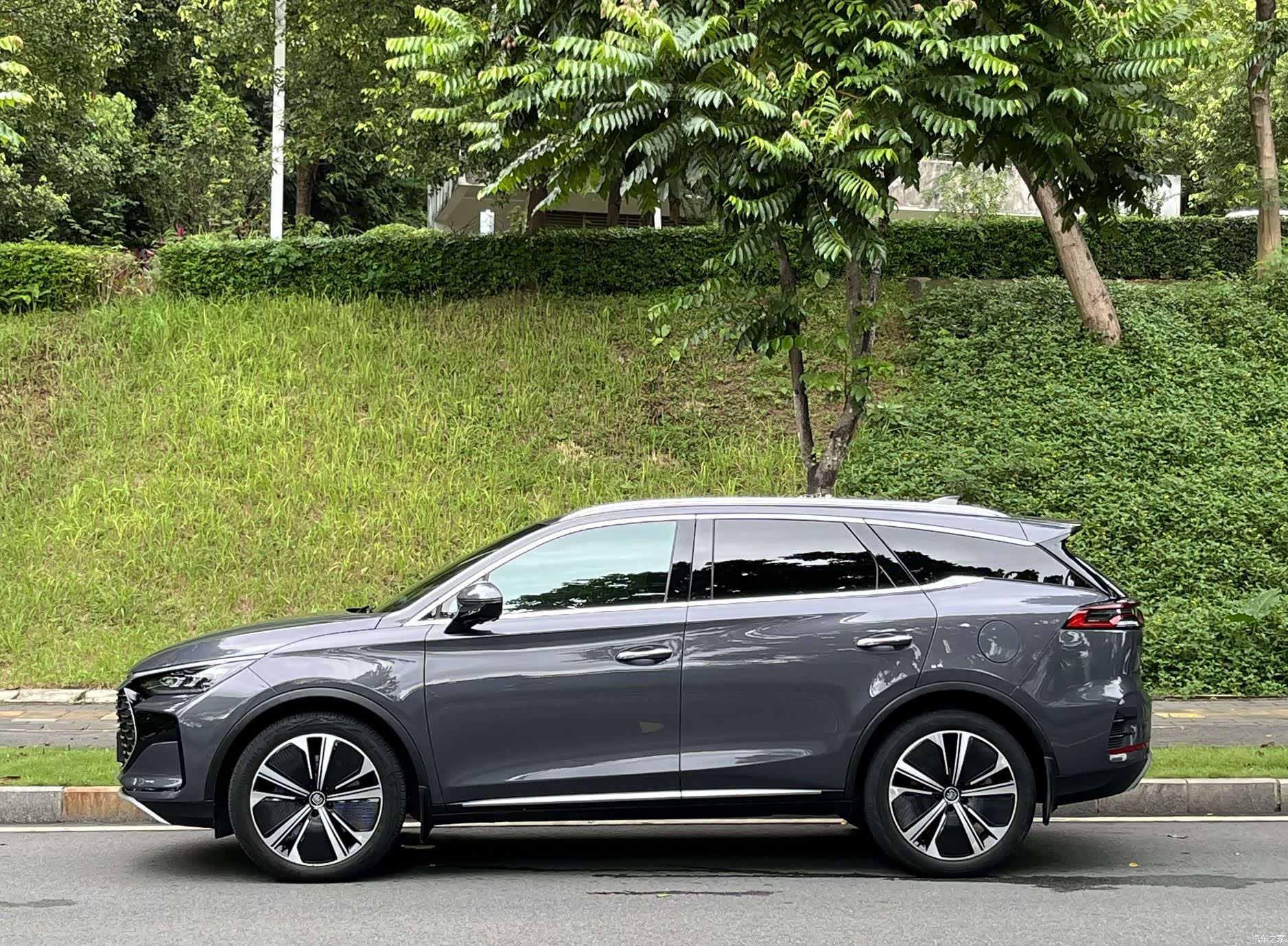 BYD Tang, 2023 3