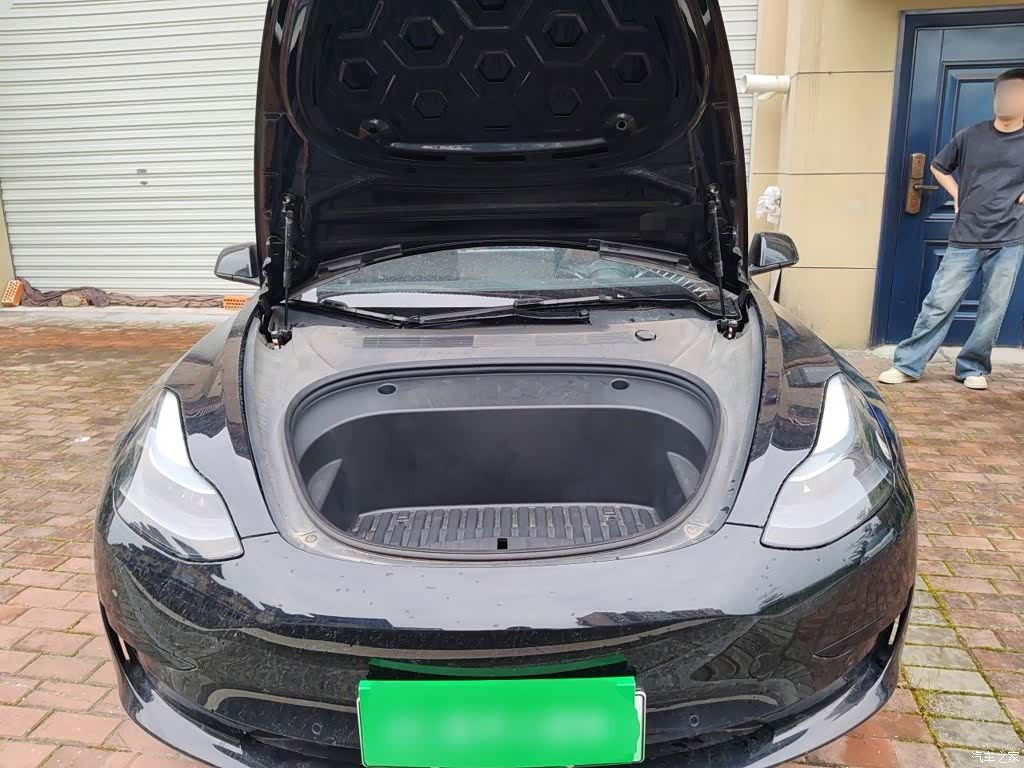 Tesla Model 3, 2023 11