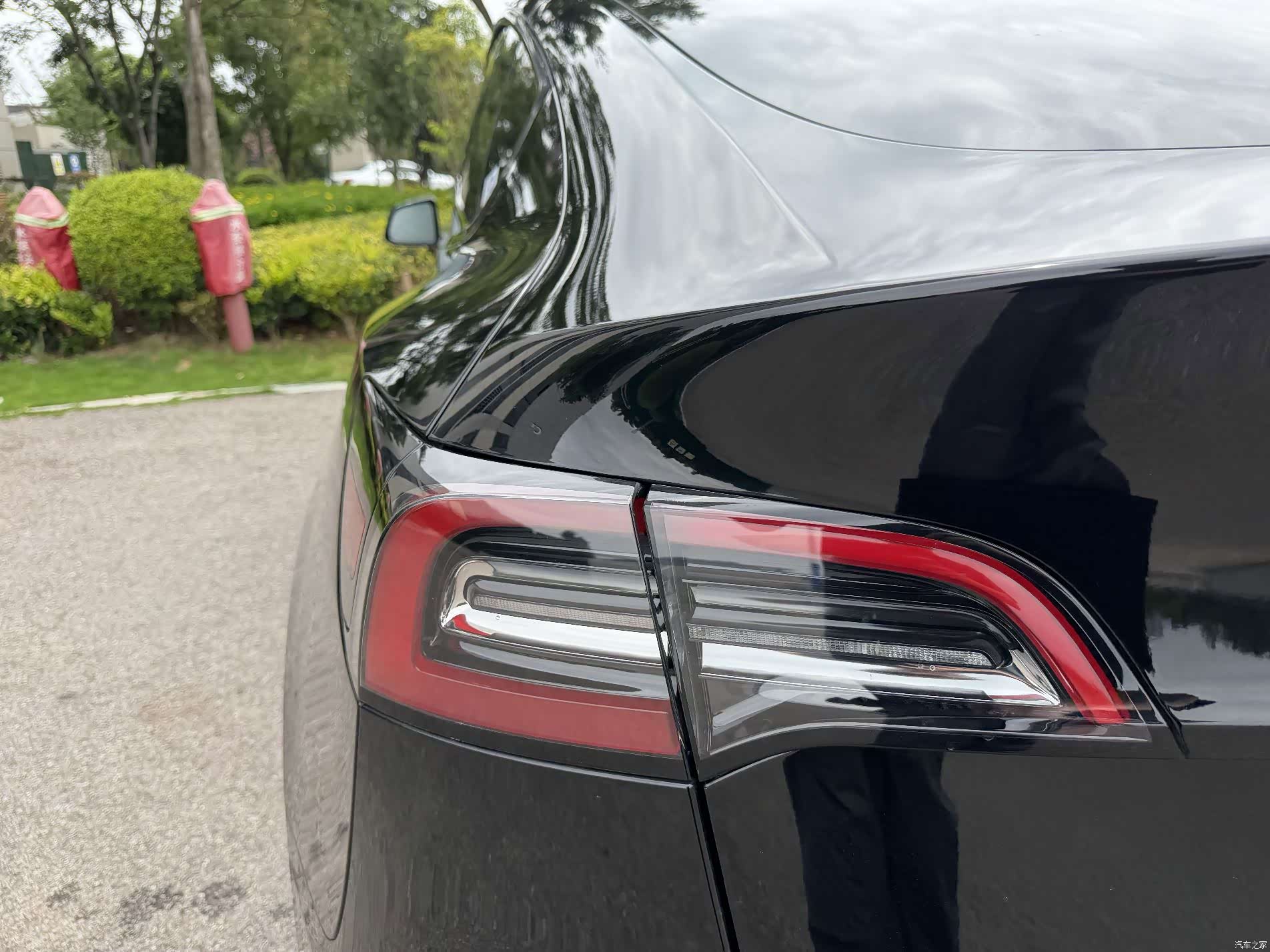 Tesla Model Y, 2023 18
