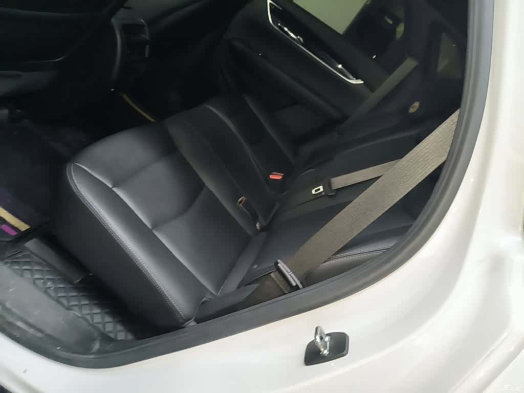 Cadillac XT5, 2022 17