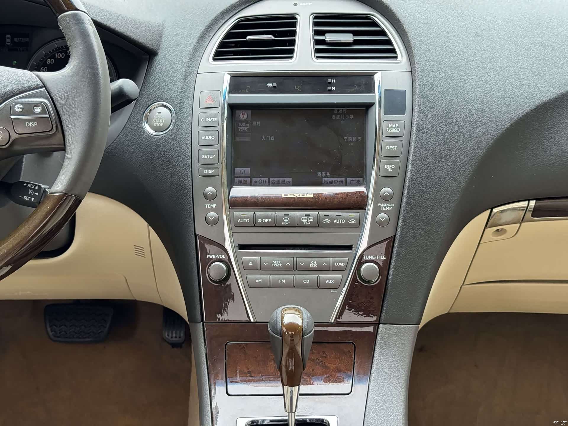 Lexus ES, 2012 12