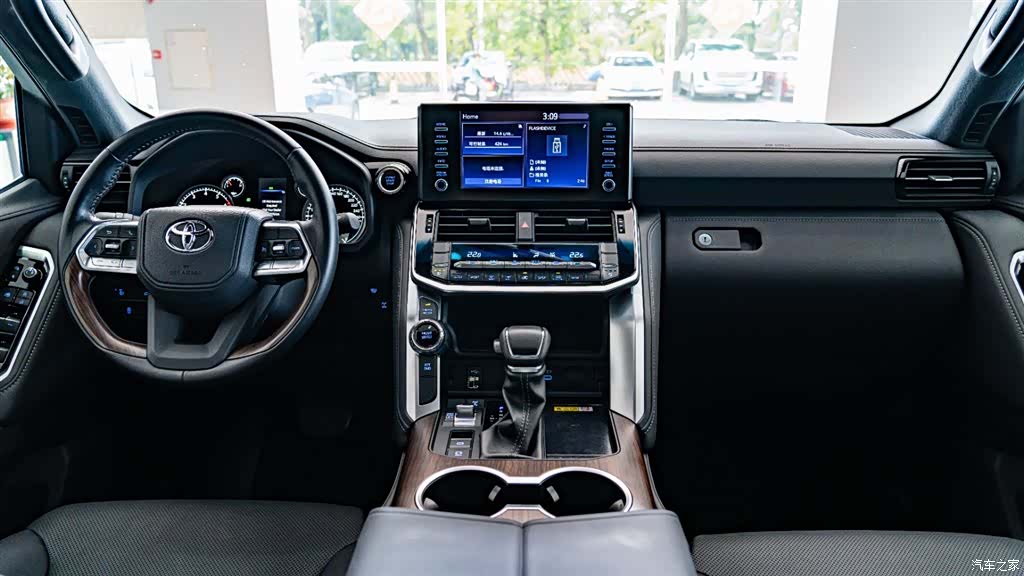Toyota Land Cruiser, 2024 6