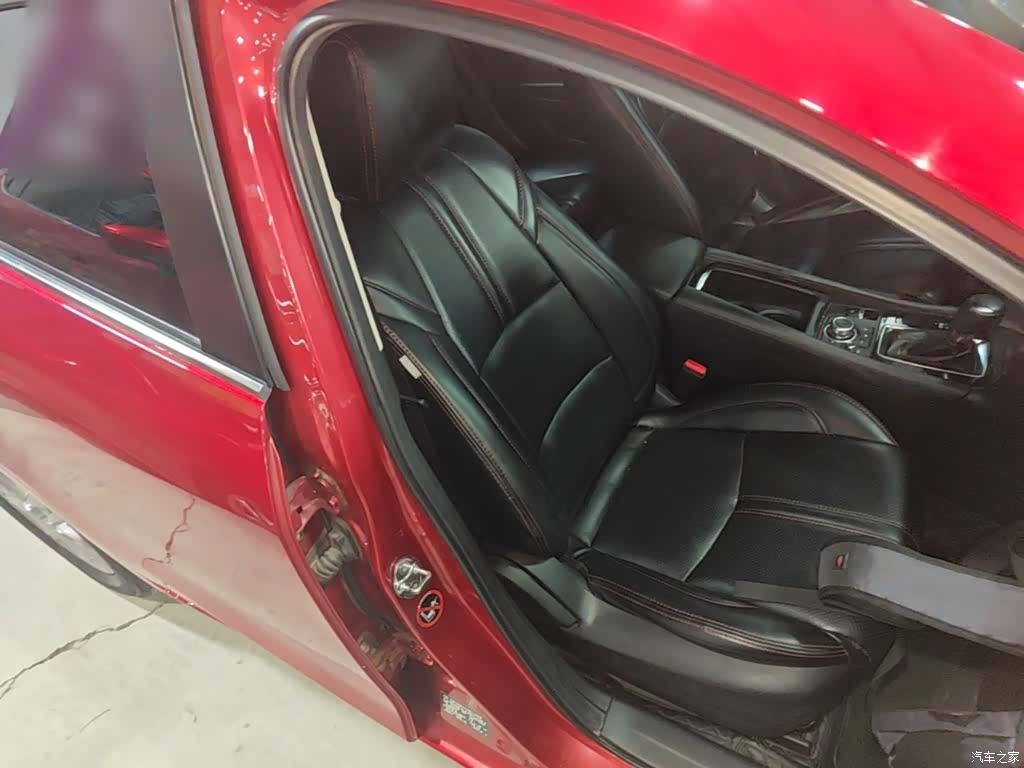 Mazda Mazda3, 2019 25