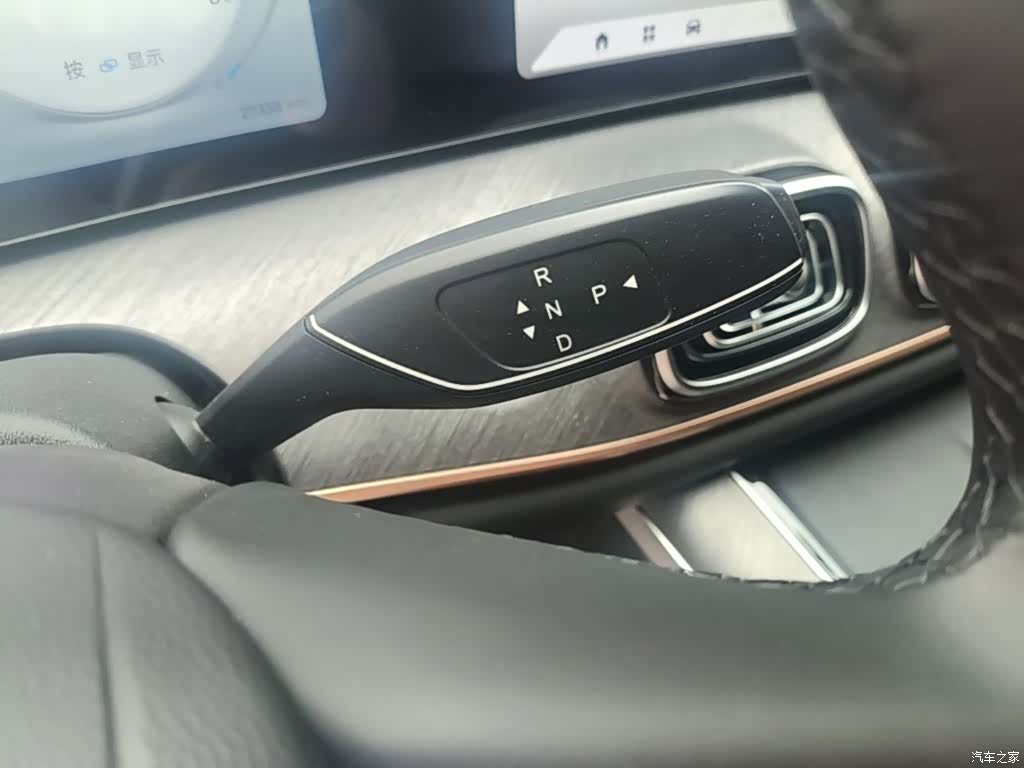 Chery Tiggo 9, 2025 10