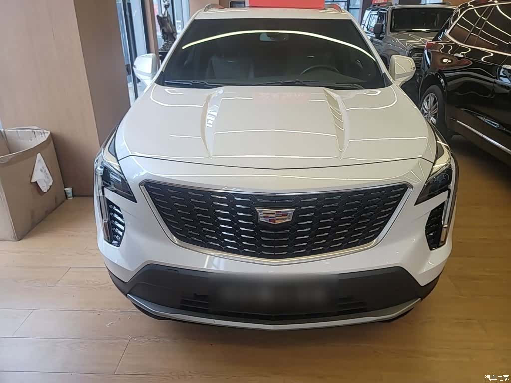 Cadillac XT4, 2021 3