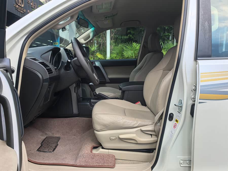 Toyota Prado 2010, фото 21