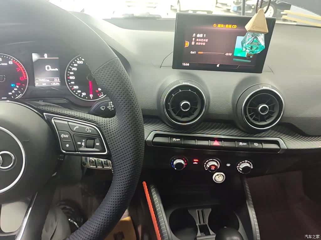 Audi Q2L, 2020 13