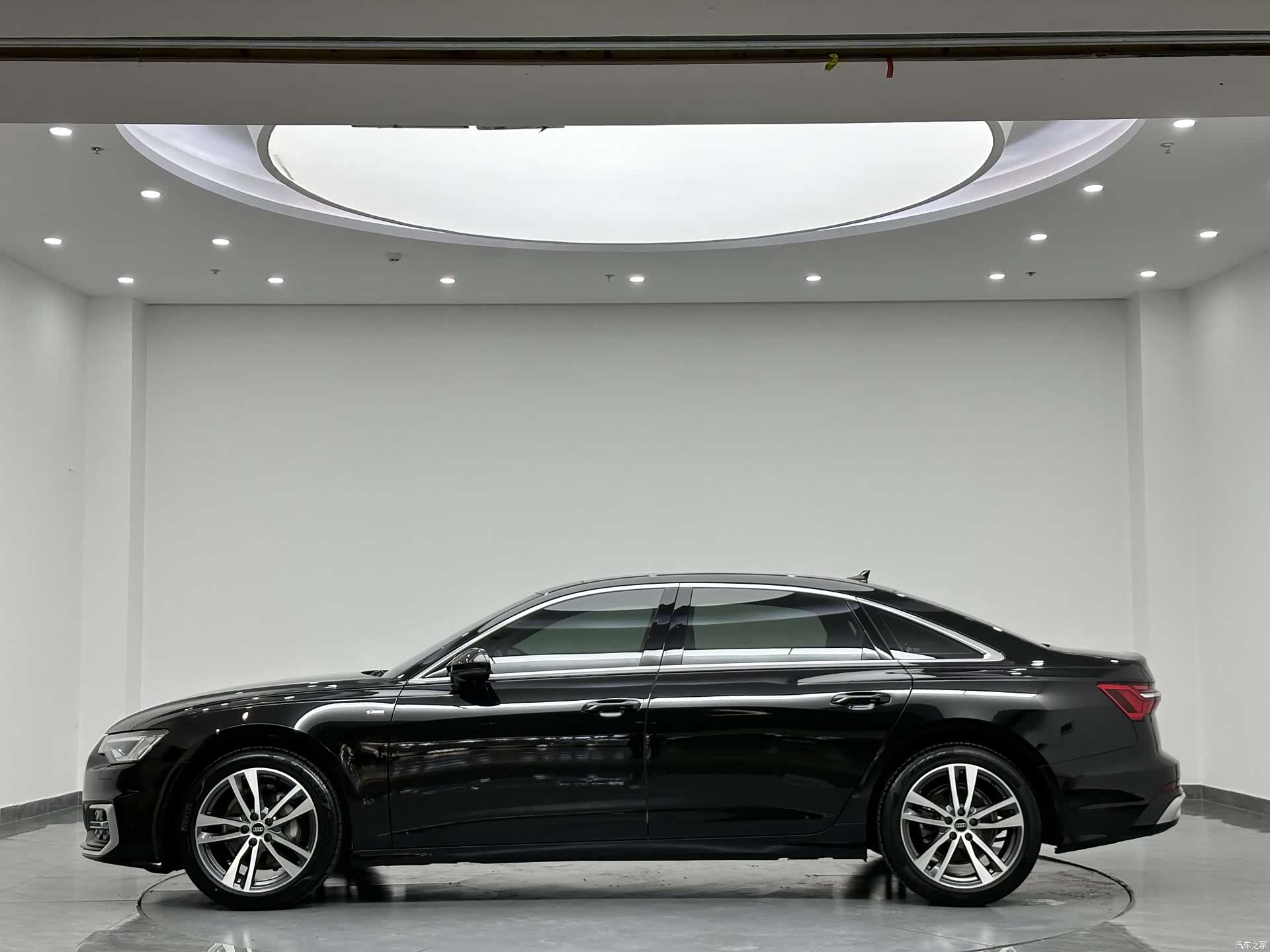 Audi A6L, 2023 4