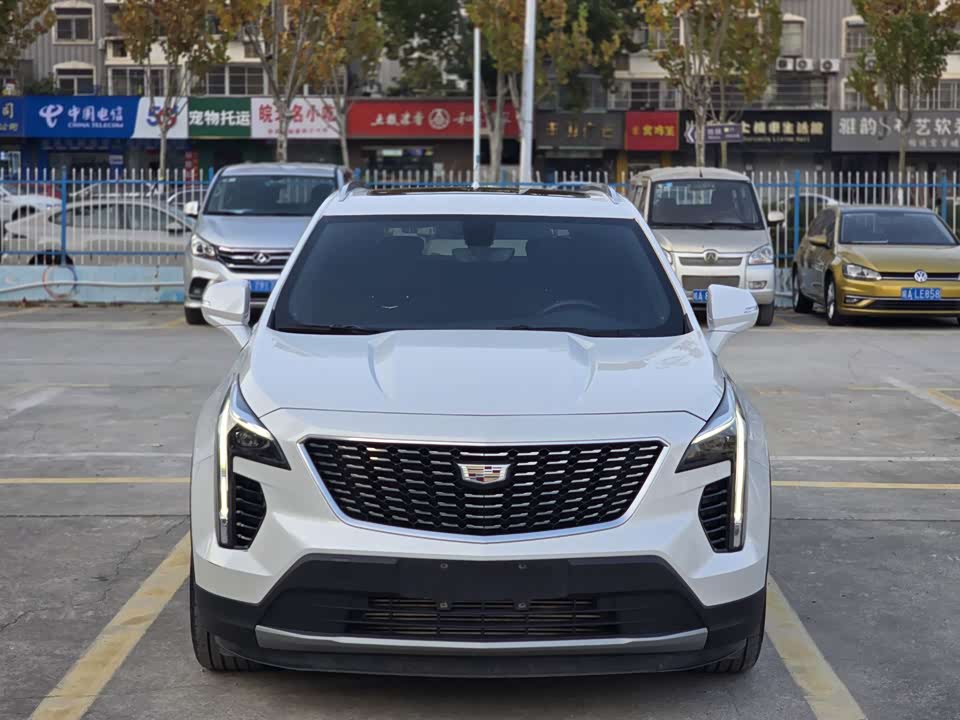 Cadillac XT4
