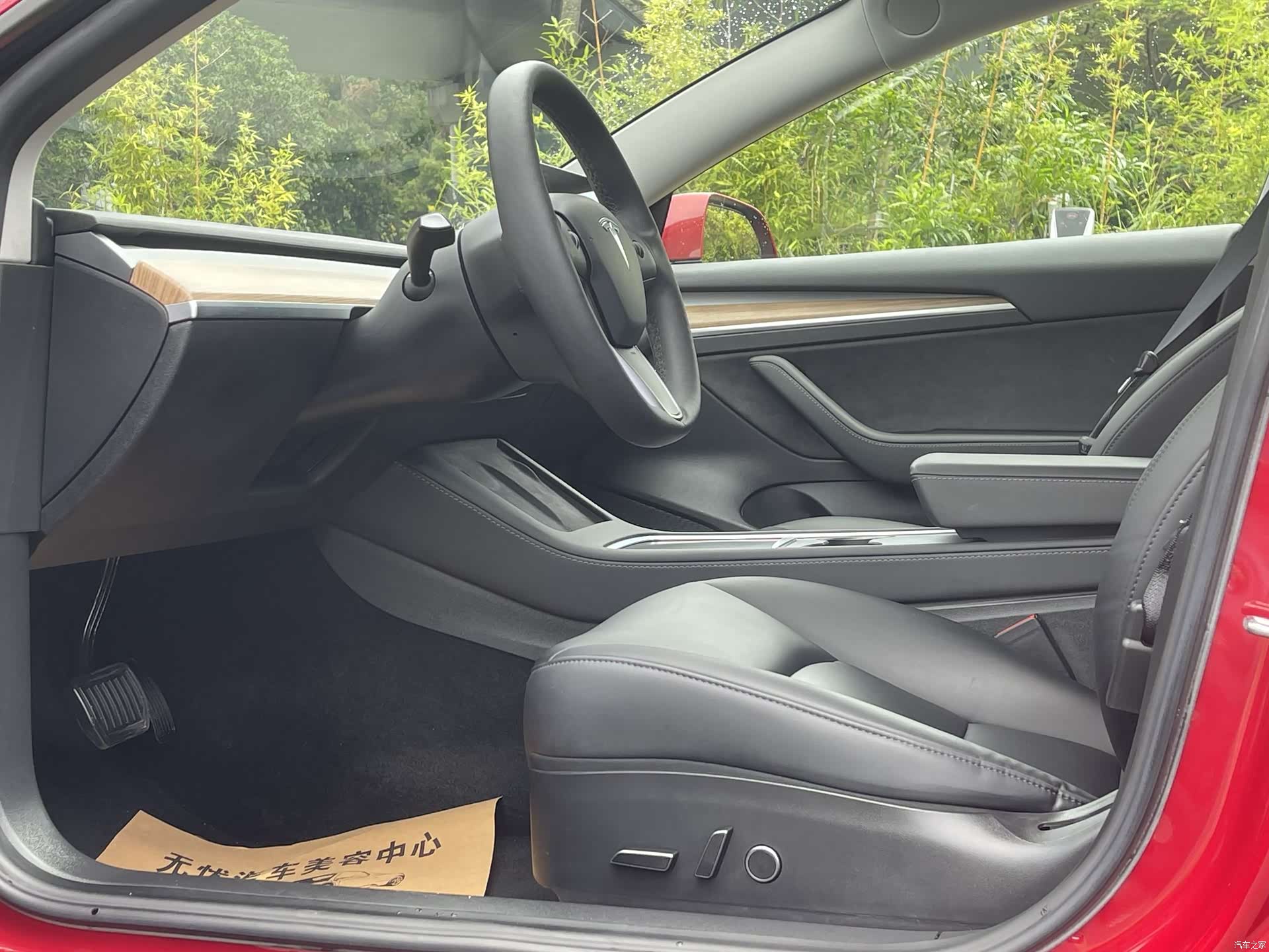 Tesla Model 3, 2021 13