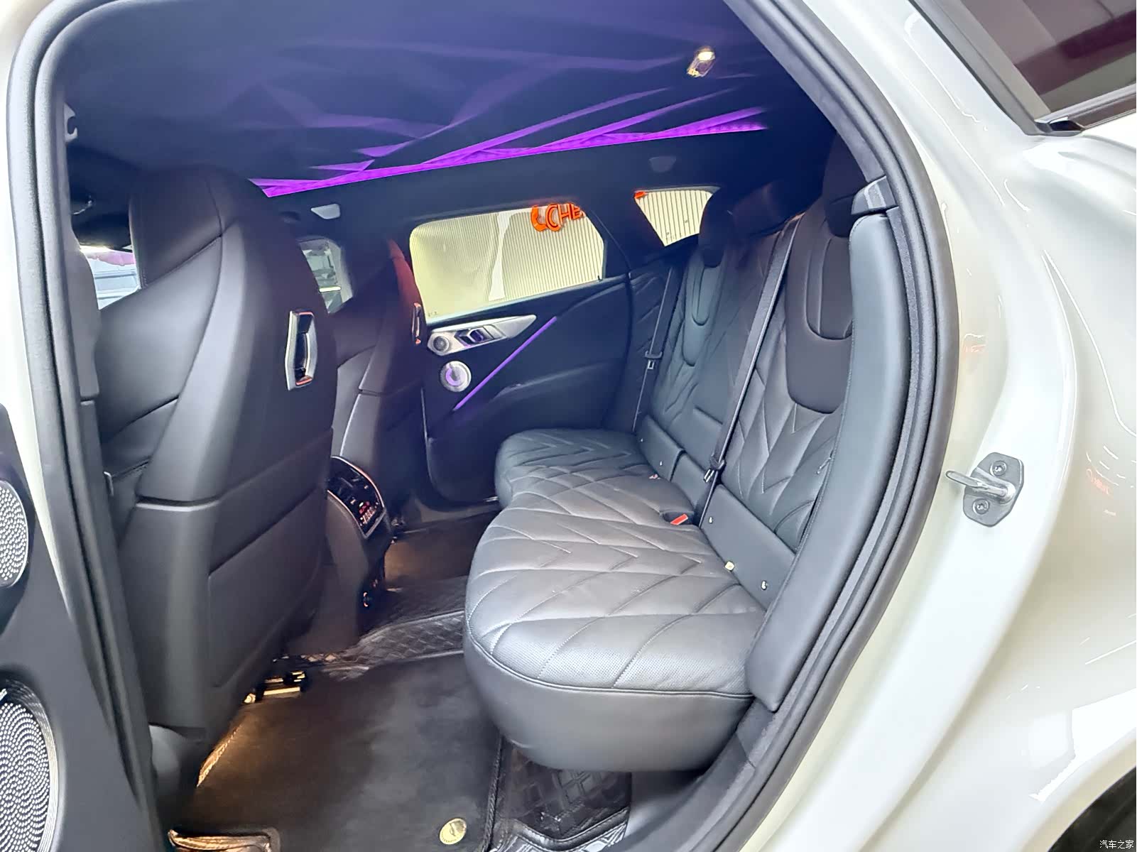 BMW XM, 2024 8
