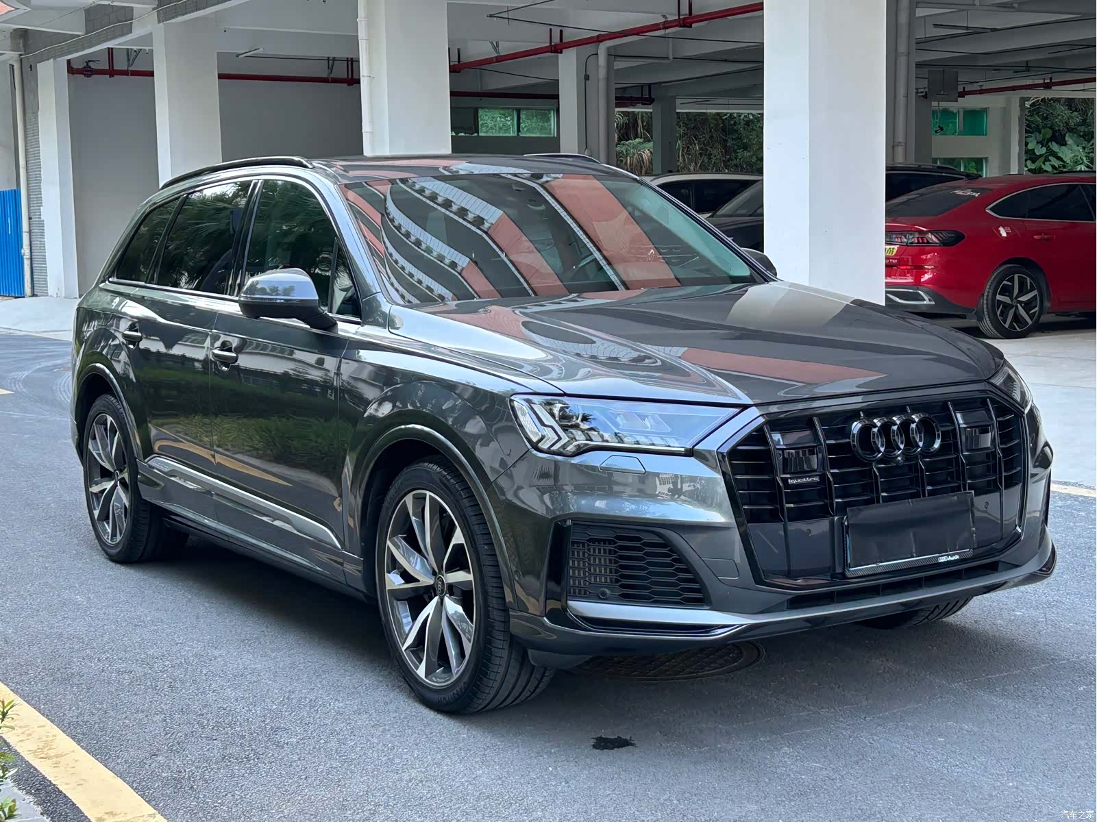 Audi Q7, 2021 3