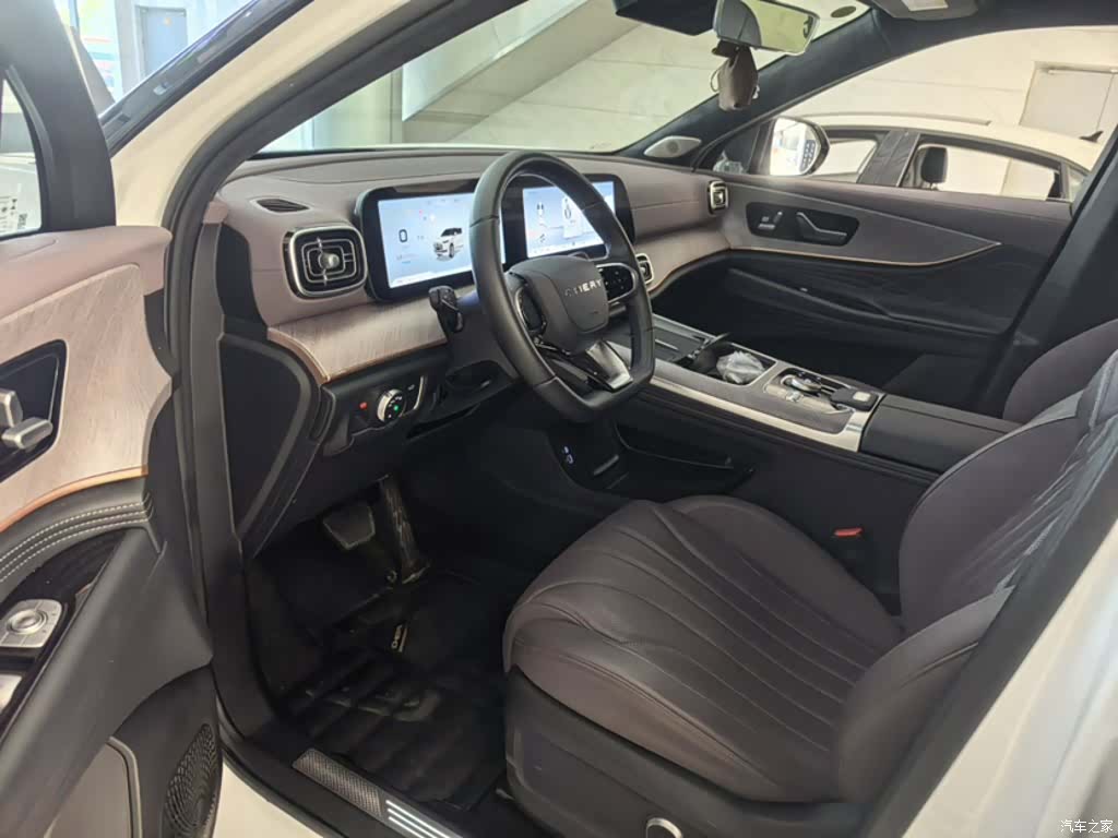 Chery Tiggo 9, 2025 18