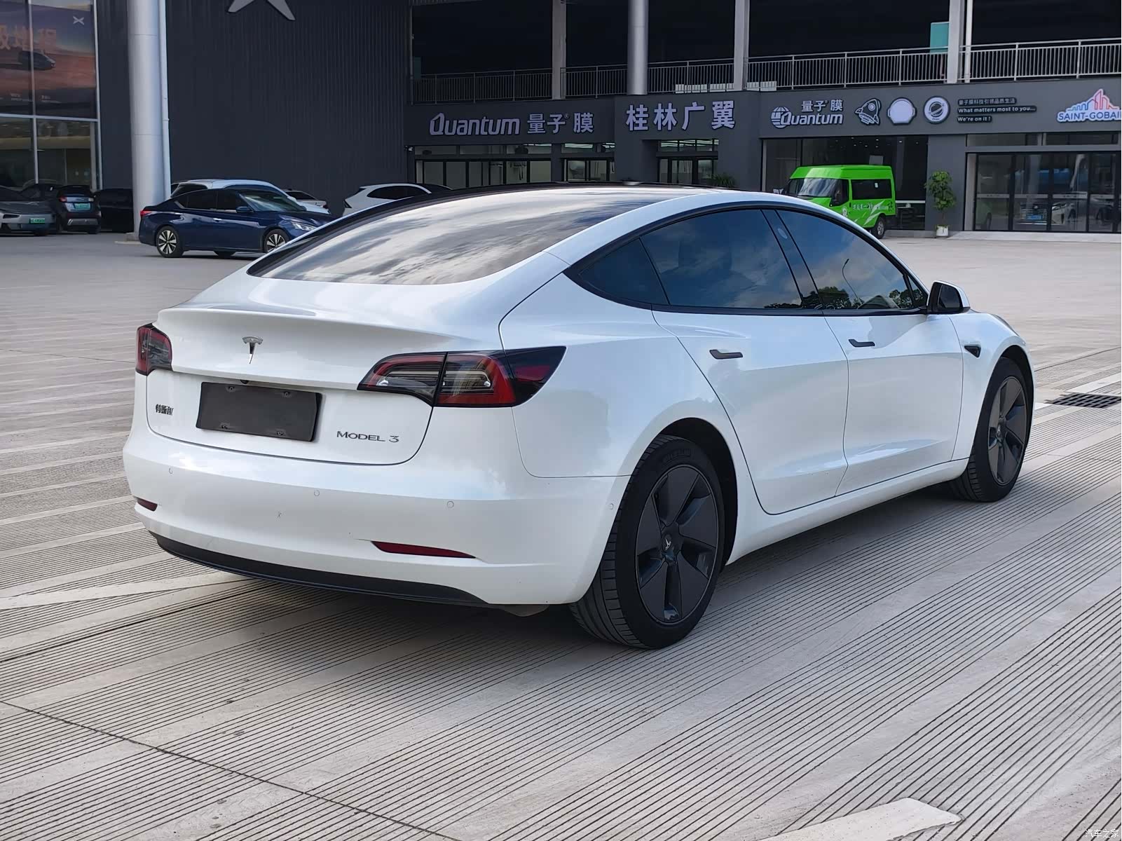Tesla Model 3, 2021 4