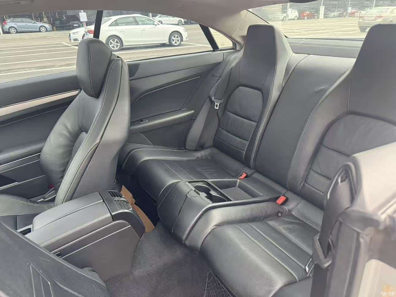 Mercedes-Benz E-Class, 2011 3