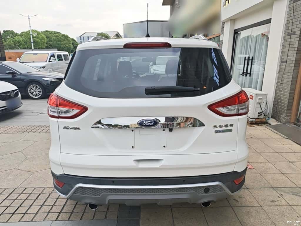 Ford Kuga, 2016 6