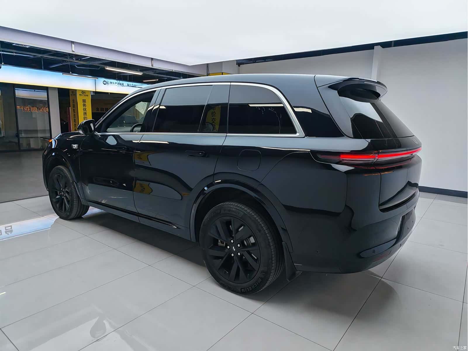 Li Auto L8, 2024 6