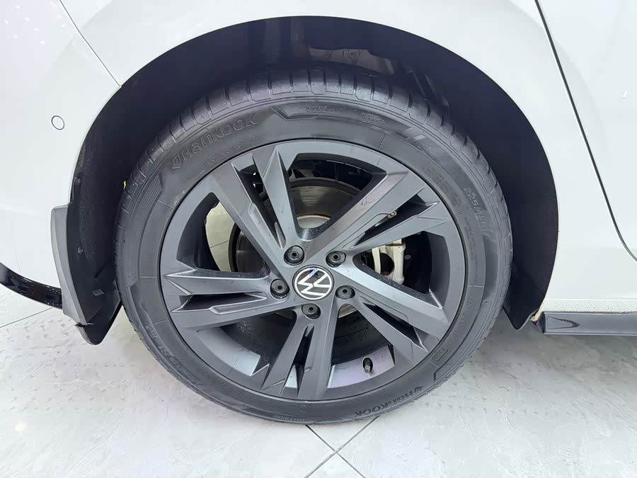 Volkswagen Golf 2023, фото 23