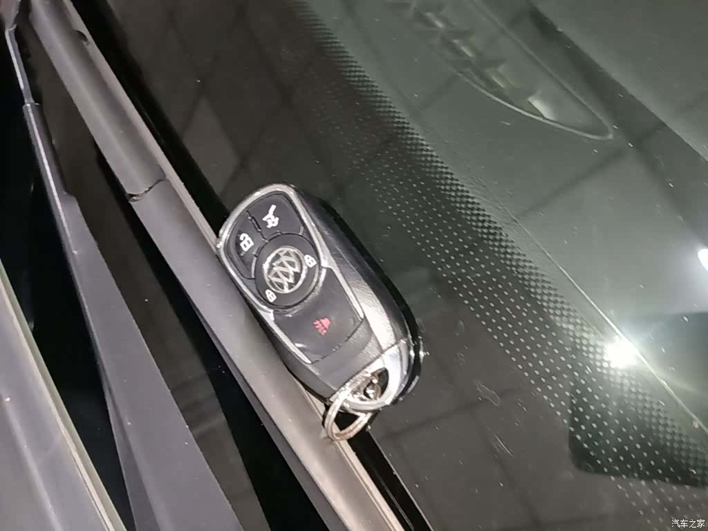 Buick Envision Plus, 2016 9