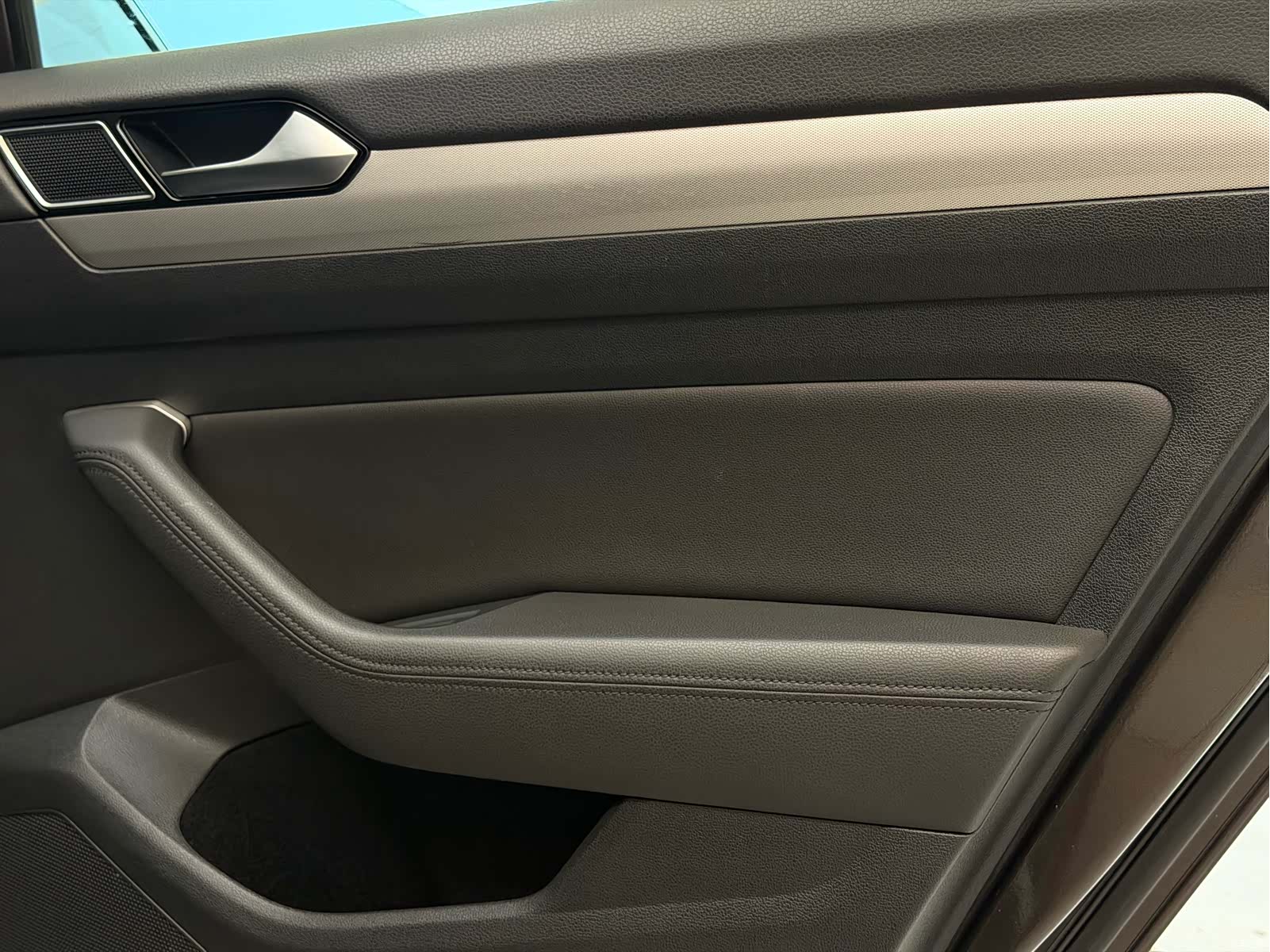 Volkswagen Variant, 2017 15