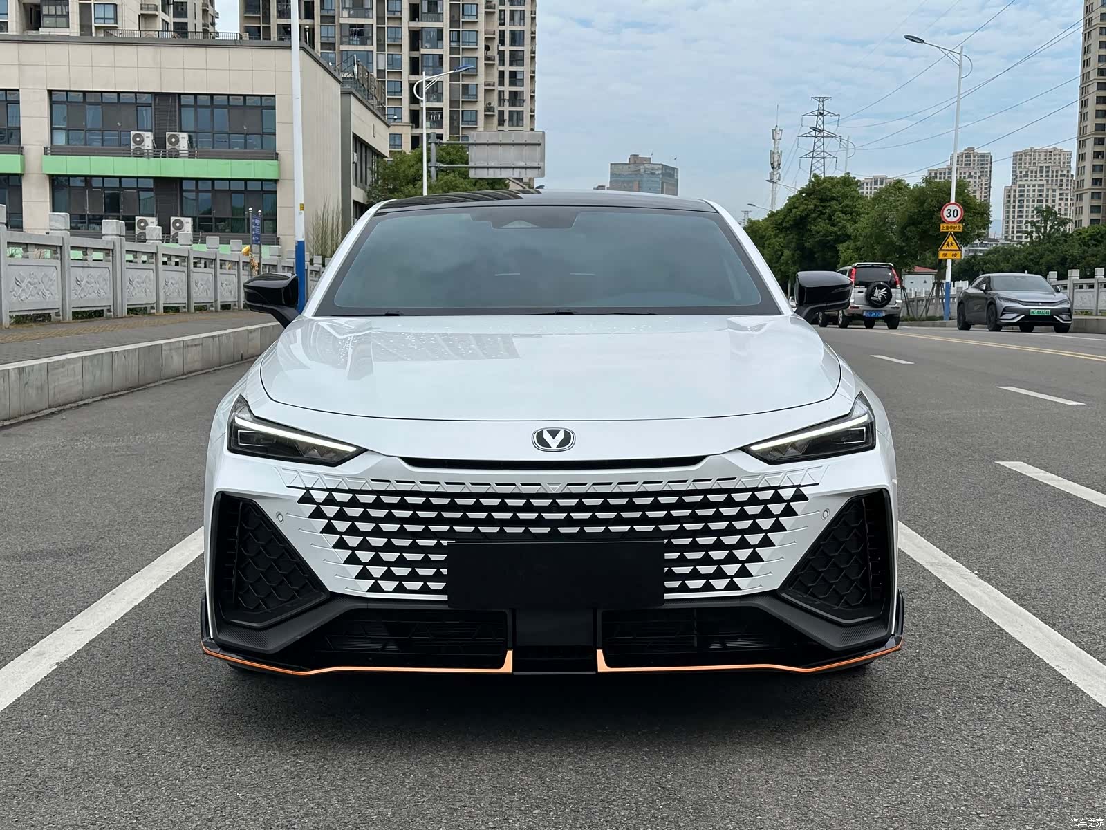 Changan UNI-V, 2022 2